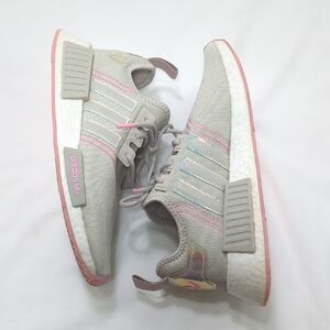 Adidas NMD_R1 Sneakers - Bliss Pink 8